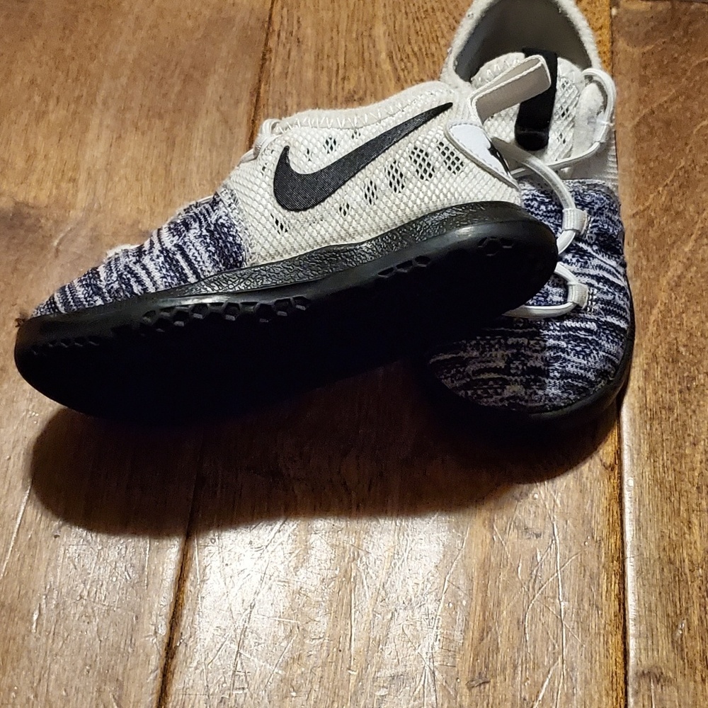 Nike Zoom Kd 9 size 6c